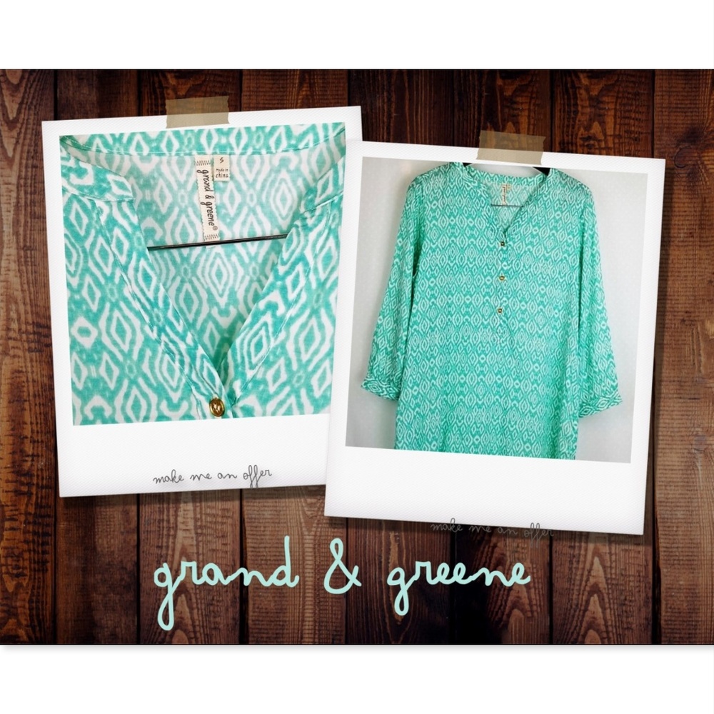 Grand & Greene V-neck 3/4 Sleeves Top
